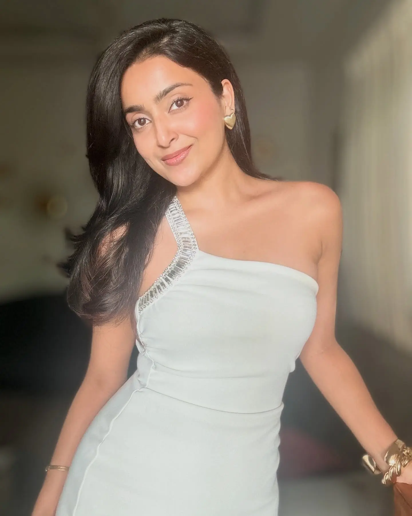Avantika Mishra Radiates Blessings Instagram beams with true gratitude, joy, and self-belief, showing endless blessings!!!!!