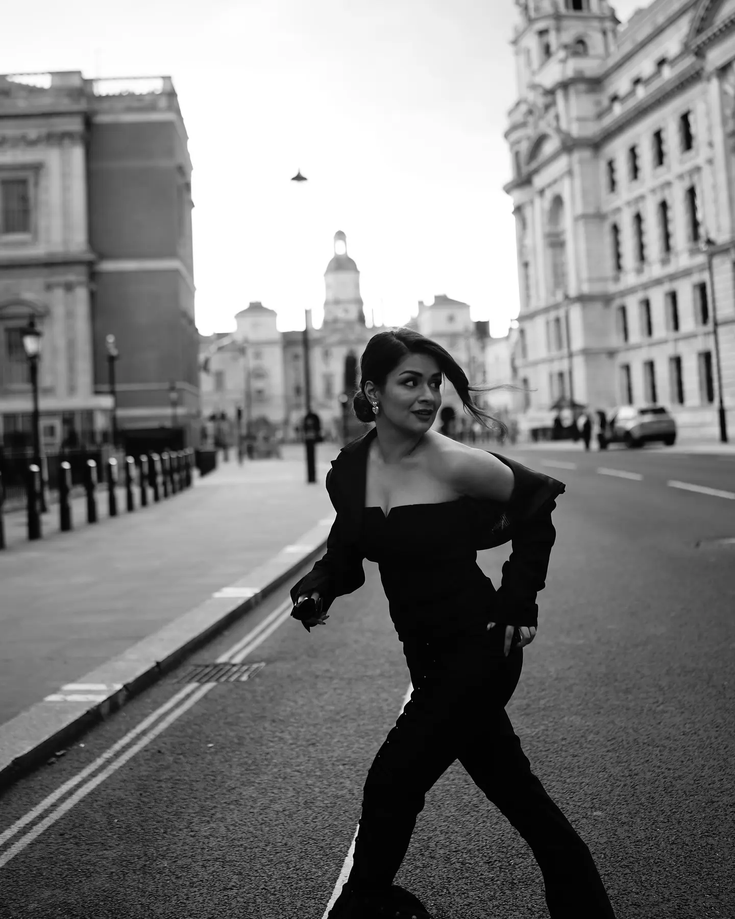Avneet Kaur Embraces Mission Impossible Vibes In London Avneet Kaur shines in London, channeling Mission Impossible energy with bold, chic style.!