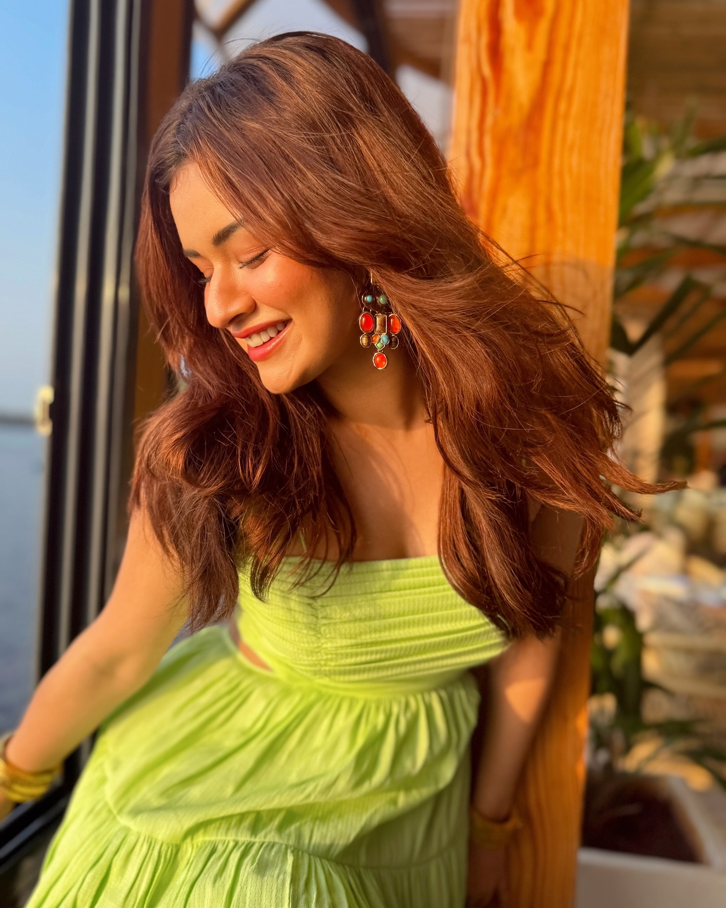 Avneet Kaur Radiates Joy In Sunlit Style Sunlit vibes and joyful energy shine as Avneet Kaur stuns in a chic Kostume County ensemble.