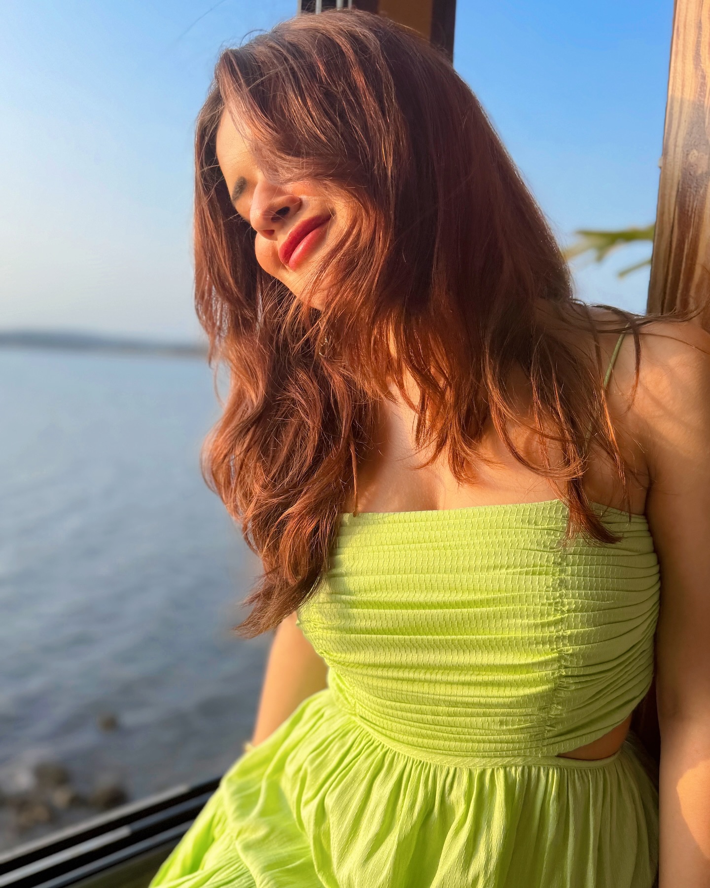 Avneet Kaur Radiates Joy In Sunlit Style