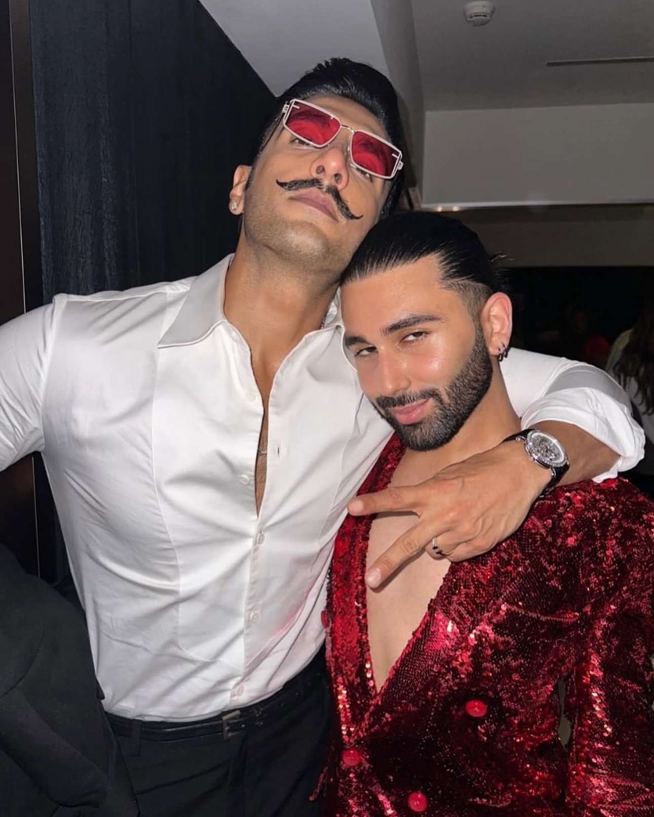 B-Town Stars In O Dump