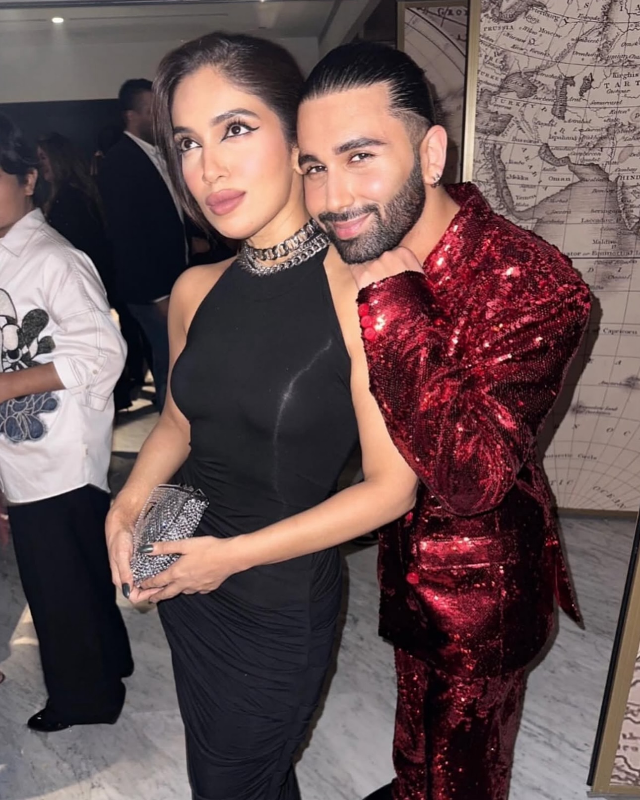 B-Town Stars In O Dump
