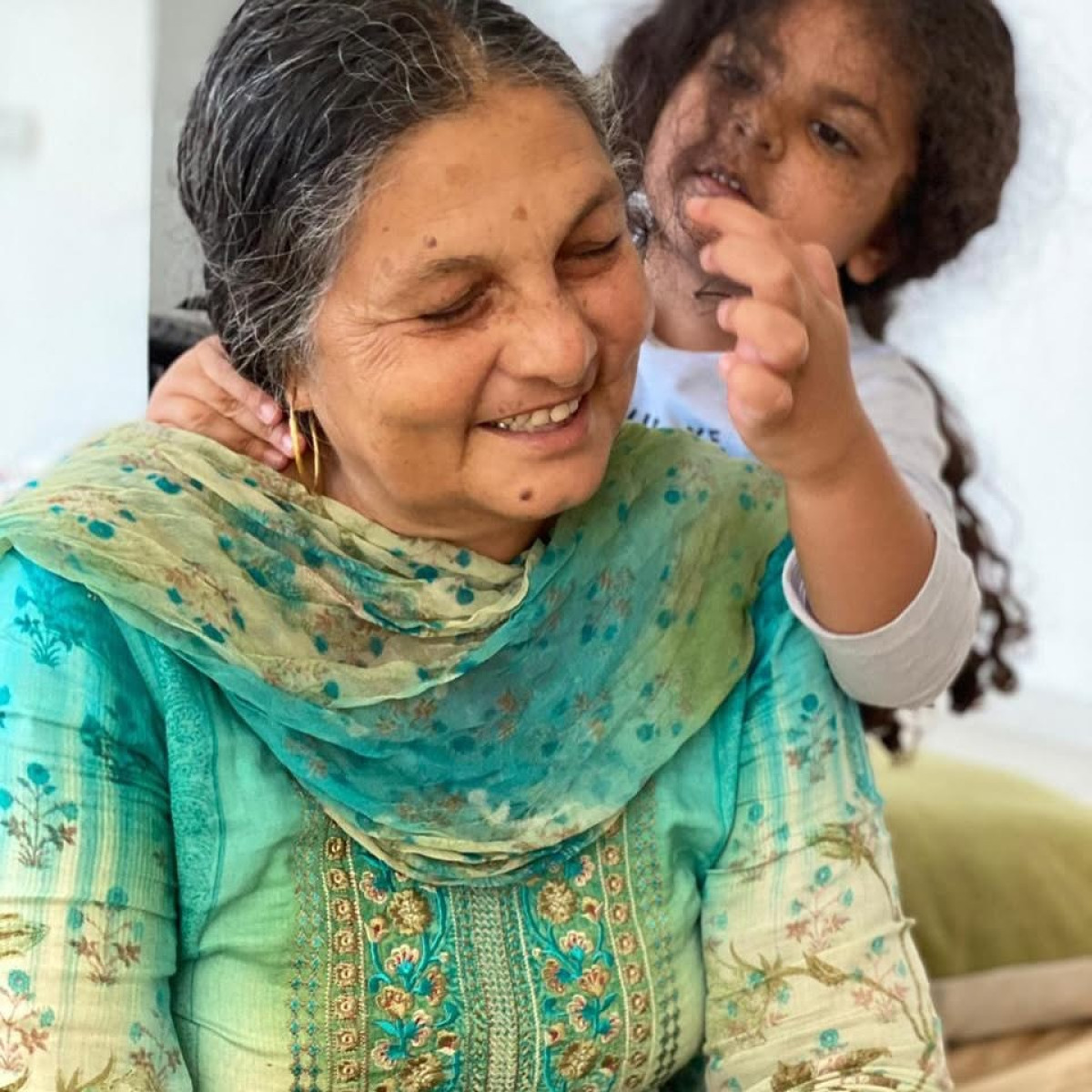 Renowned rapper Badshah shows love and gratitude on Instagram with a heartfelt Maa ❤️! Alot