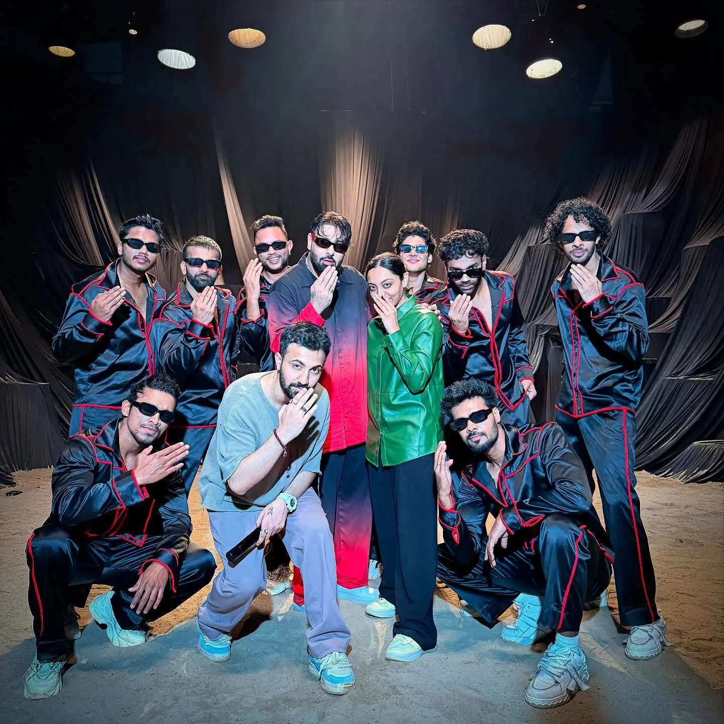 Badshah Shines In Galiyon Ke Ghalib Video