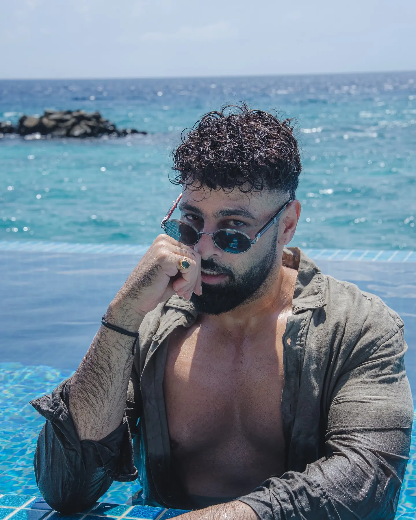 Banaaya Tune Ghalib: Kanifu Maldives Celebrates Creative Giving An inspiring blend of art, philanthropy and celebrity style at Kanifu Maldives – pure art