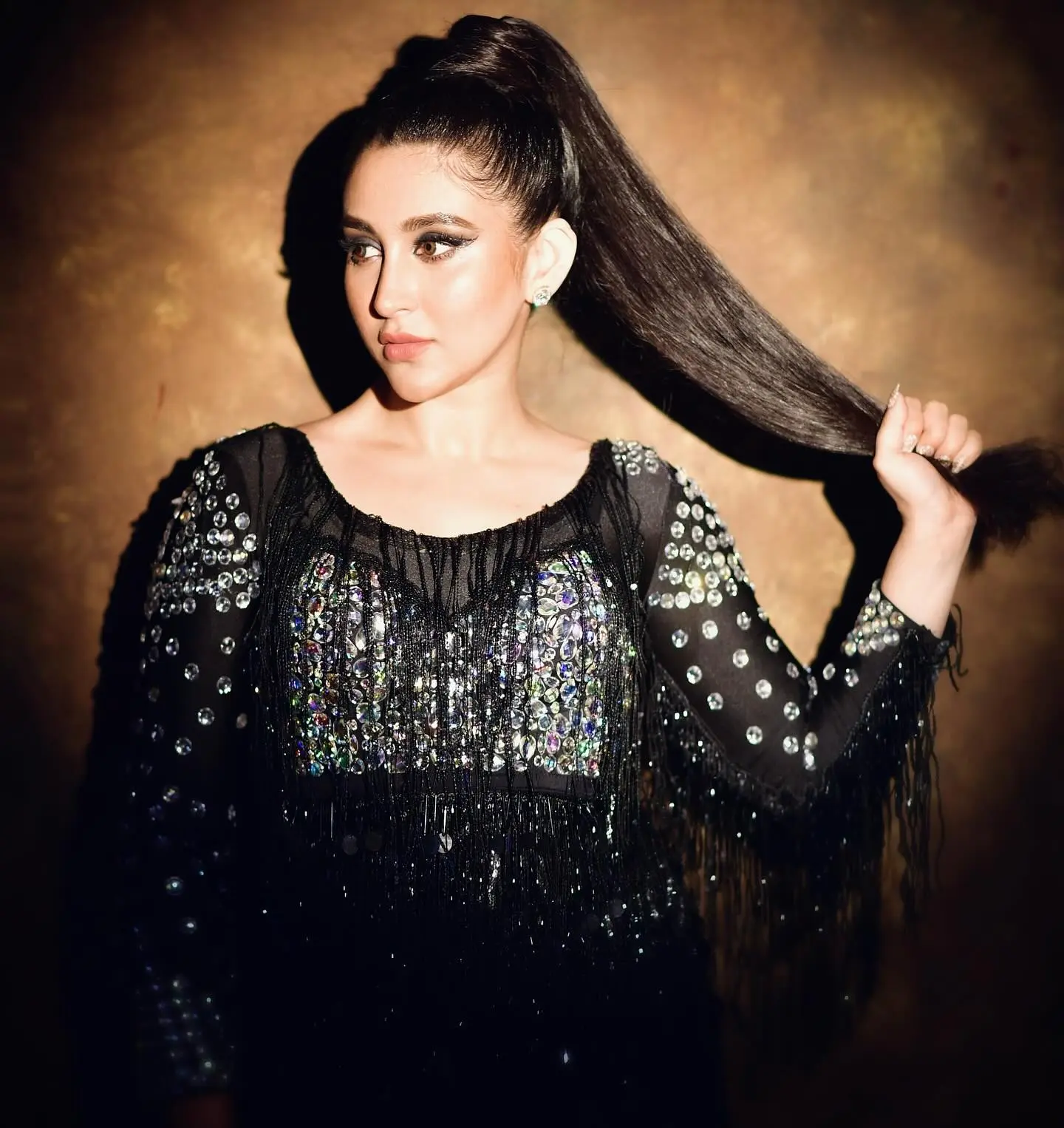 Be Your Own Kind Of Sparkle, Oindrila Sen Oindrila Sen radiates charm and confidence with a stunning selfie post on Instagram now!!!