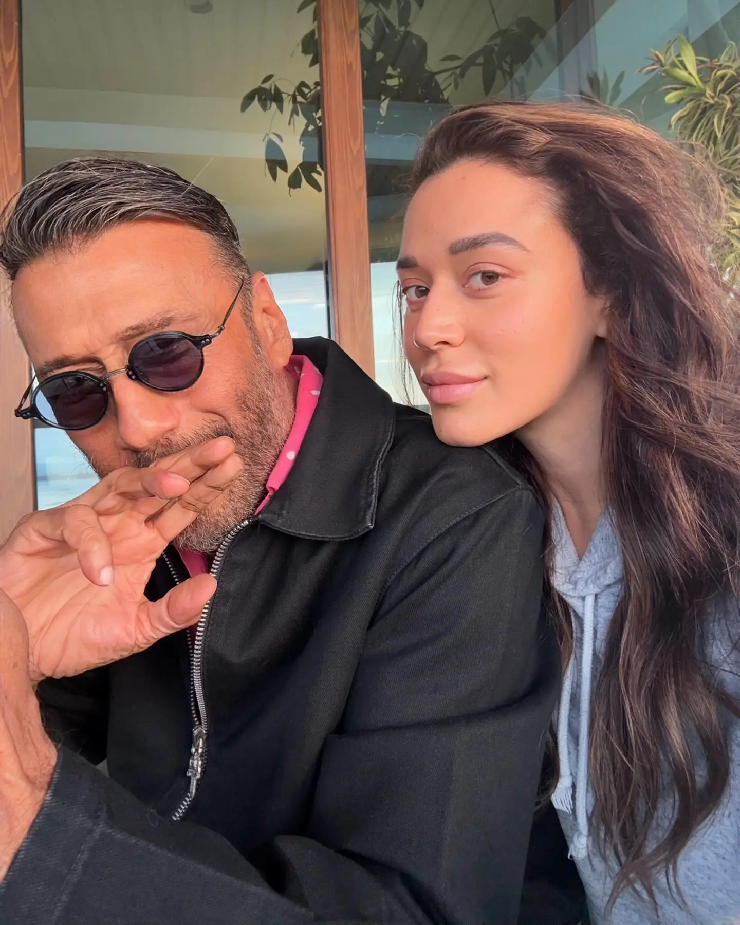 Best Bhidus: Jackie Shroff’s Candid Snap Captures Friendship Essence Jackie Shroff’s heartfelt Instagram post underlines the enduring bond of true friendships.