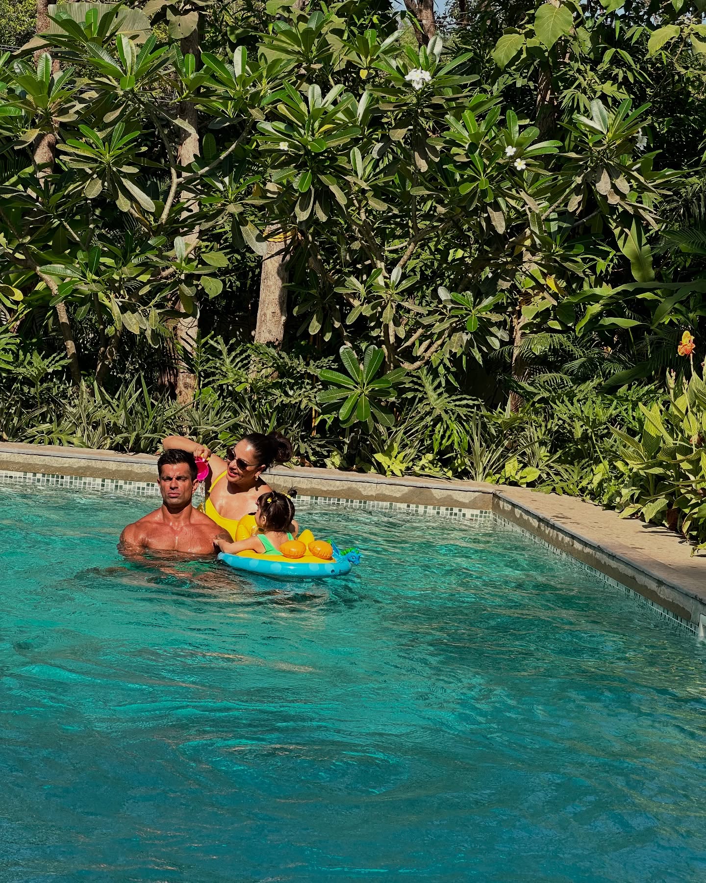 Bipasha Basu Embraces Goa Vibes at Lohono Stays Experience the serene charm of Goa as glamorous actress Bipasha Basu enjoys a luxe retreat.