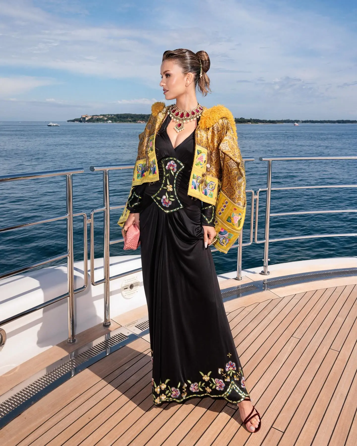 Cannes Couture: Timeless Indian Elegance