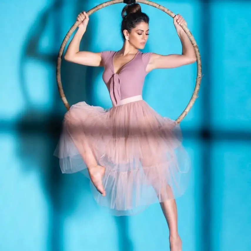 Carol Castro’s Circus Throwback