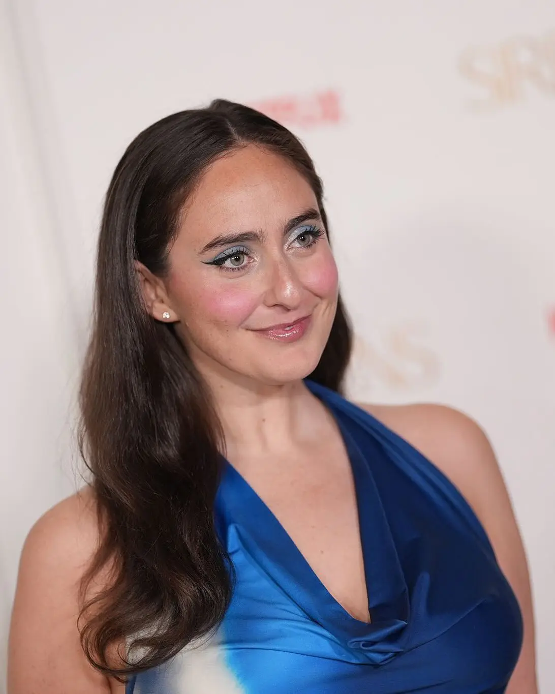 Cat Cohen Shines In SIRENS Premiere