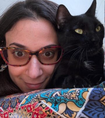 Celebrity Cat: Cindy Lou Who Debuts