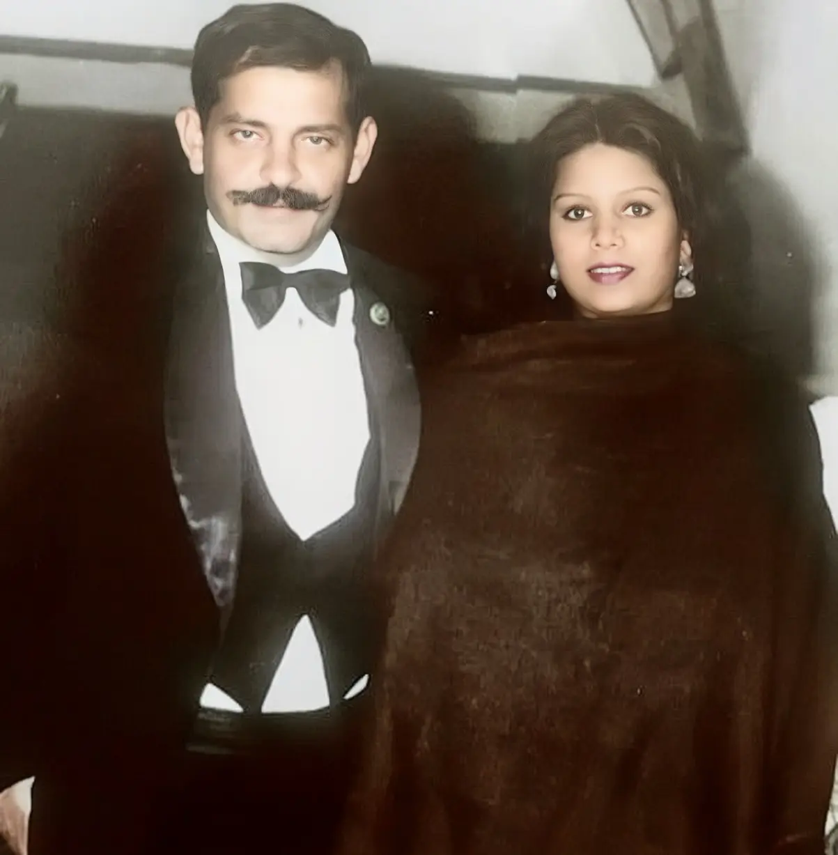 Celina Jaitly Pays Tribute to Her Army Parents Embracing eternal memory, an elegant salute to unwavering bravery and heartfelt legacy!!!