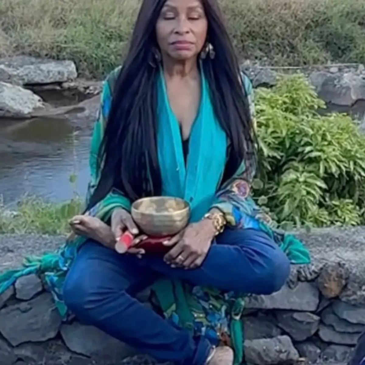 Chaka Khan Inspires Weekend Recharge Revel in the weekend’s gift, embrace peace, and let your spirit recharge with Chaka’s vibe!