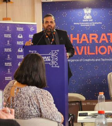 Celebrity Chandrakant Singh launches trailers for Dustbin, Life and Mahakumbh at Cannes!