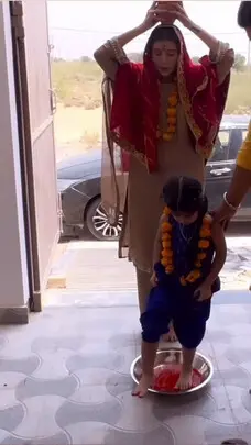 Charu Asopa Starts New Home Journey, Winning Hearts With Every Graceful Step Today - Yes!!