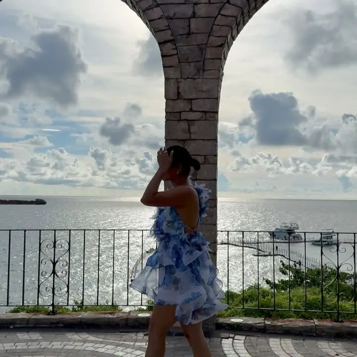 Chetna Pande’s Summer Blues: Chic Style And Curated Vibes