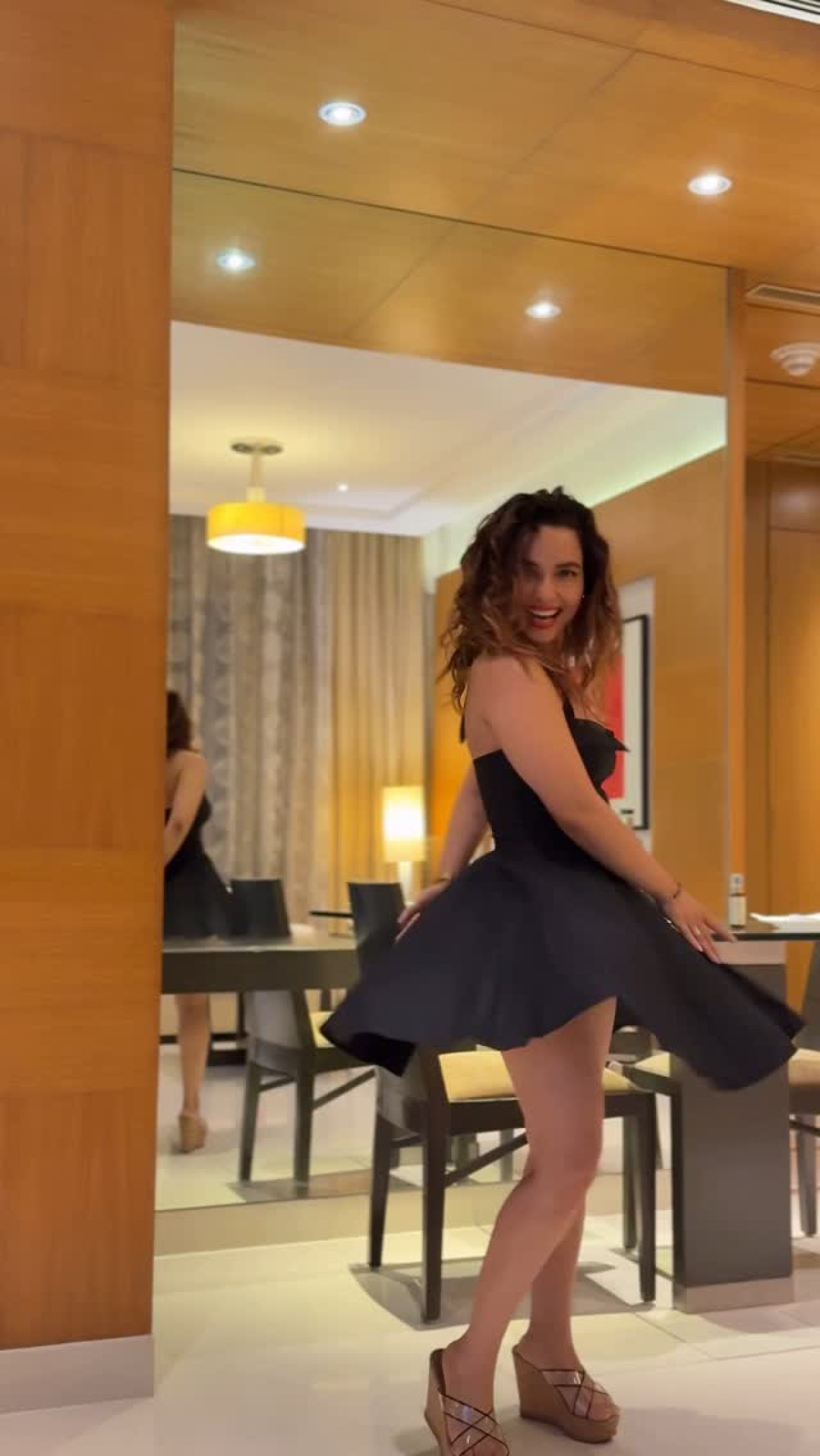 Chitrashi Rawat Embraces Bold Transition Celebrity Chitrashi Rawat reveals her evolving journey with a subtle yet striking change!!