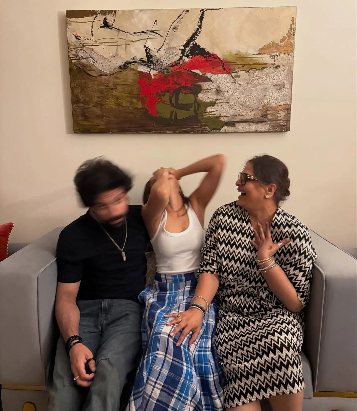 Chum Darang Radiates Calm in Candid Insta Post