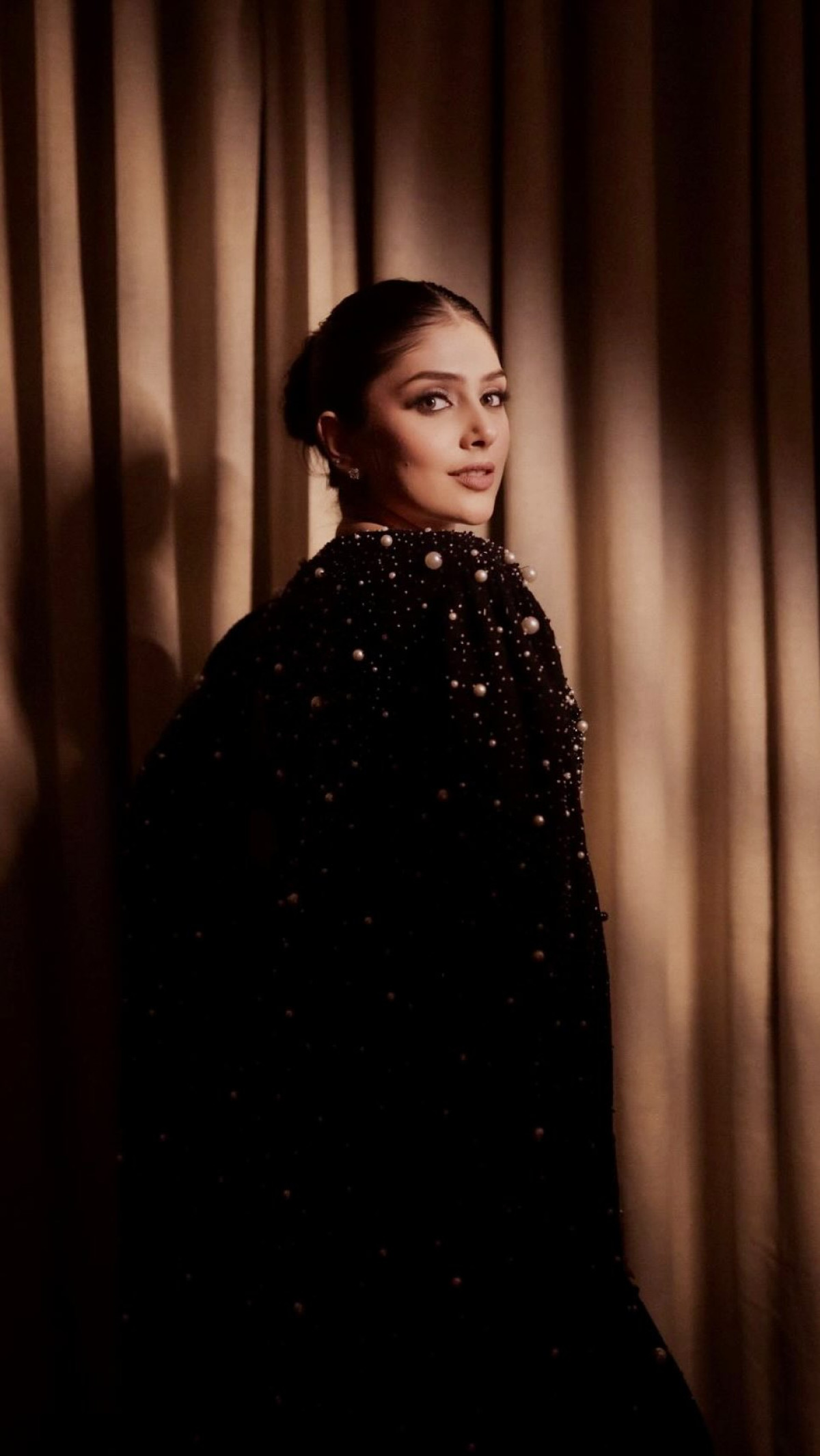 Ishita Chauhan Dazzles With Celestial-Inspired Look Actress steals the spotlight in a starry ensemble with flawless detailing and runway flair