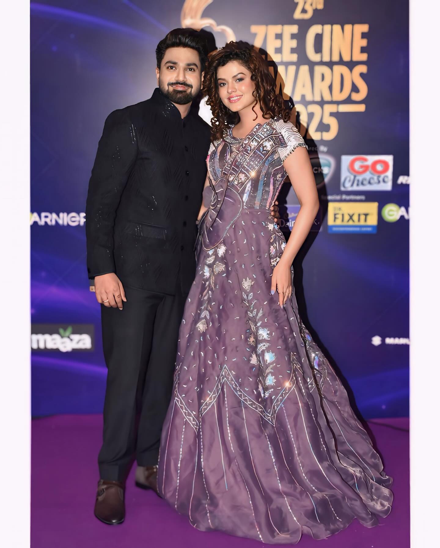 Couple’s Red Carpet Debut At Zee Cine Awards