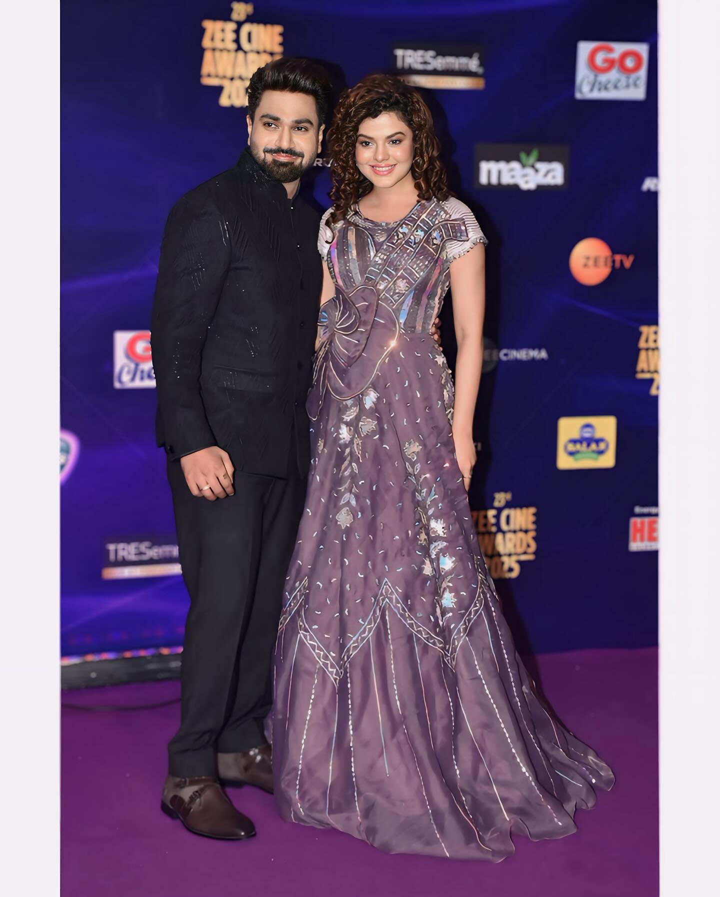 Couple’s Red Carpet Debut At Zee Cine Awards