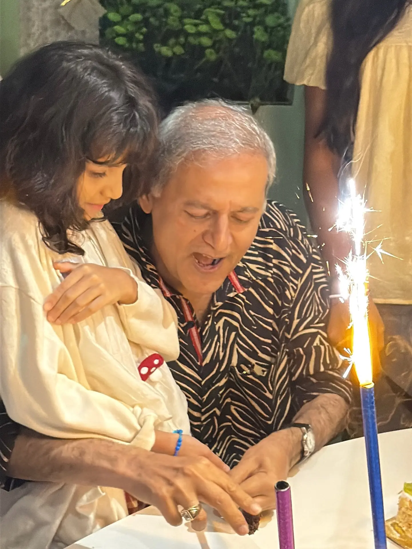 Daljiet Kaur Celebrates Chote Papa’s Birthday Heartfelt gratitude and family blessings brighten the special day of our cherished elder!