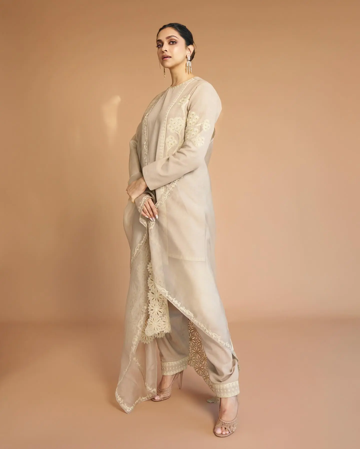 Deepika Padukone En Route To Wavesummit India