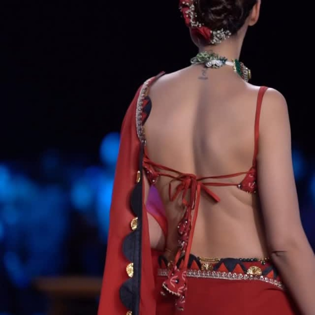 Deepti Sadhwani Dazzles At Fashion Week Tradition meets style as Deepti Sadhwani stuns at Bombay Times Fashion Week. Unapologetic!
