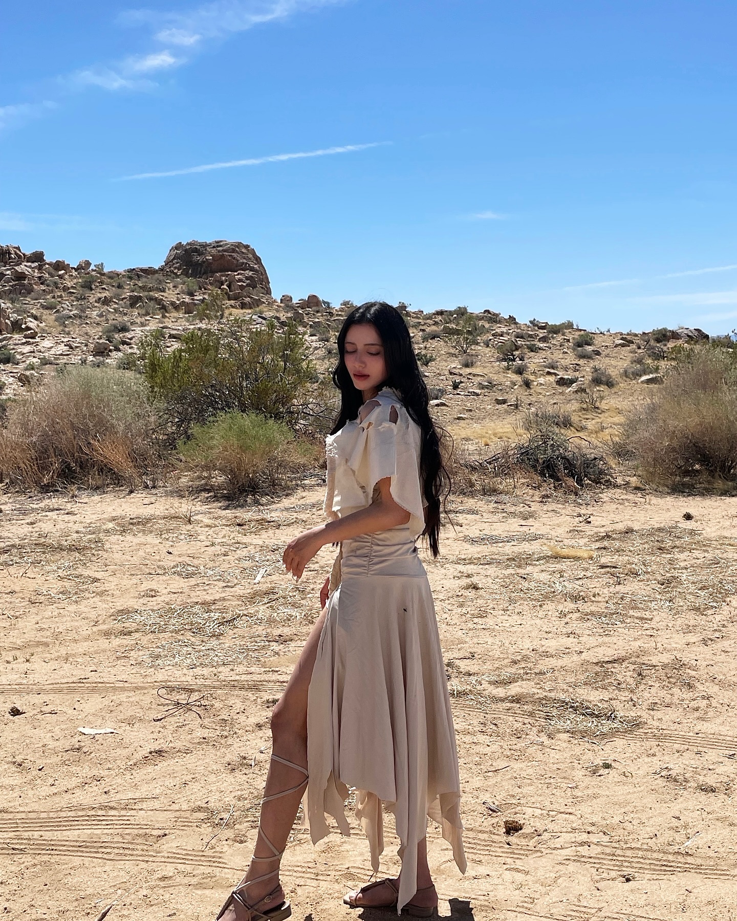 Desert Vibes With X:IN 엑신