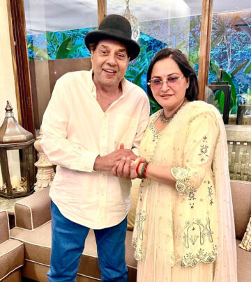 Veteran actor Dharmendra shares warm moments with co-star Jaya Prada and her dear friends!