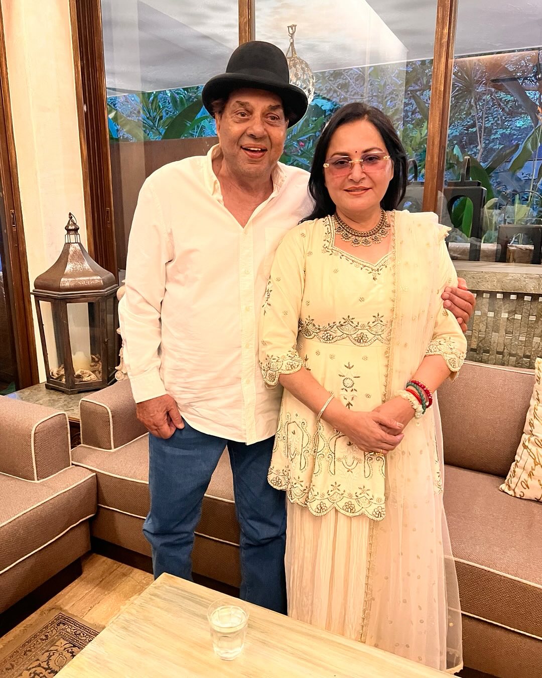 Dharmendra Welcomes Jaya Prada And Family Friends