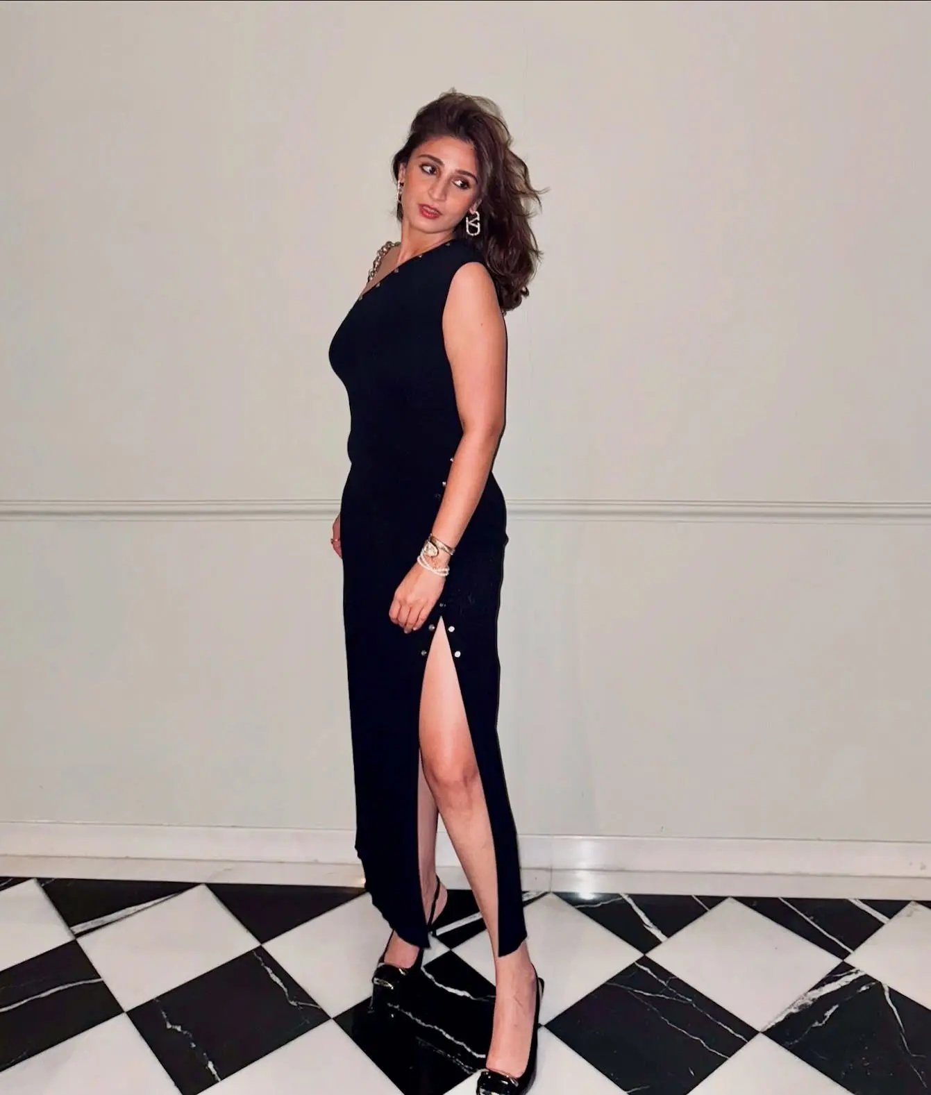 Dhvani Bhanushali Honors Her Forever Photographer Dhvani Bhanushali honors her cherished, underpaid photographer with every candid moment!!