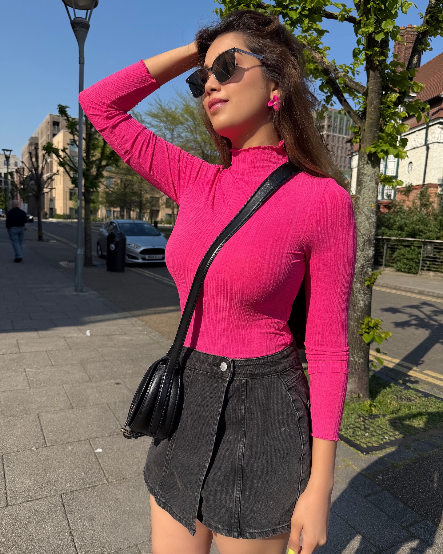 Digangana Suryavanshi Enjoys London Family Vacation The celebrated star relishes a serene getaway amid charming British urban scenery and kin.