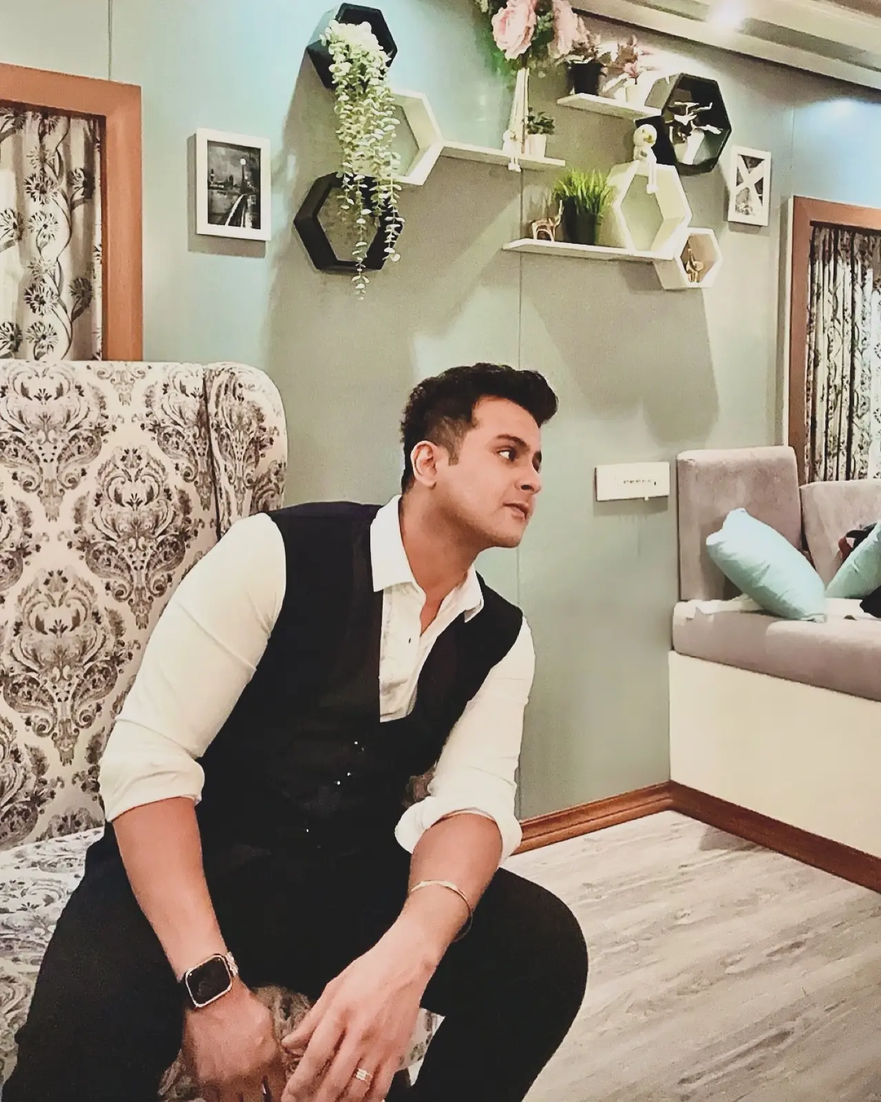Dr Sanket Bhosale Fresh And Dressed