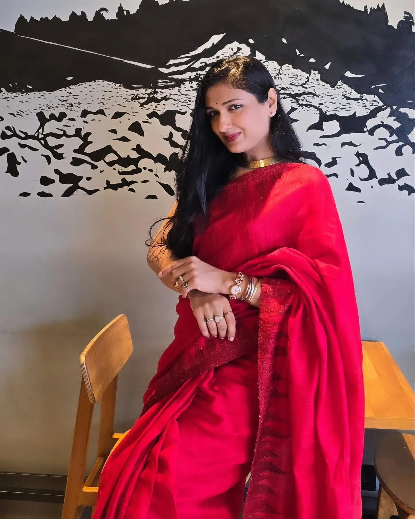 Eesha Agarwal Captivates With Saree Poetry