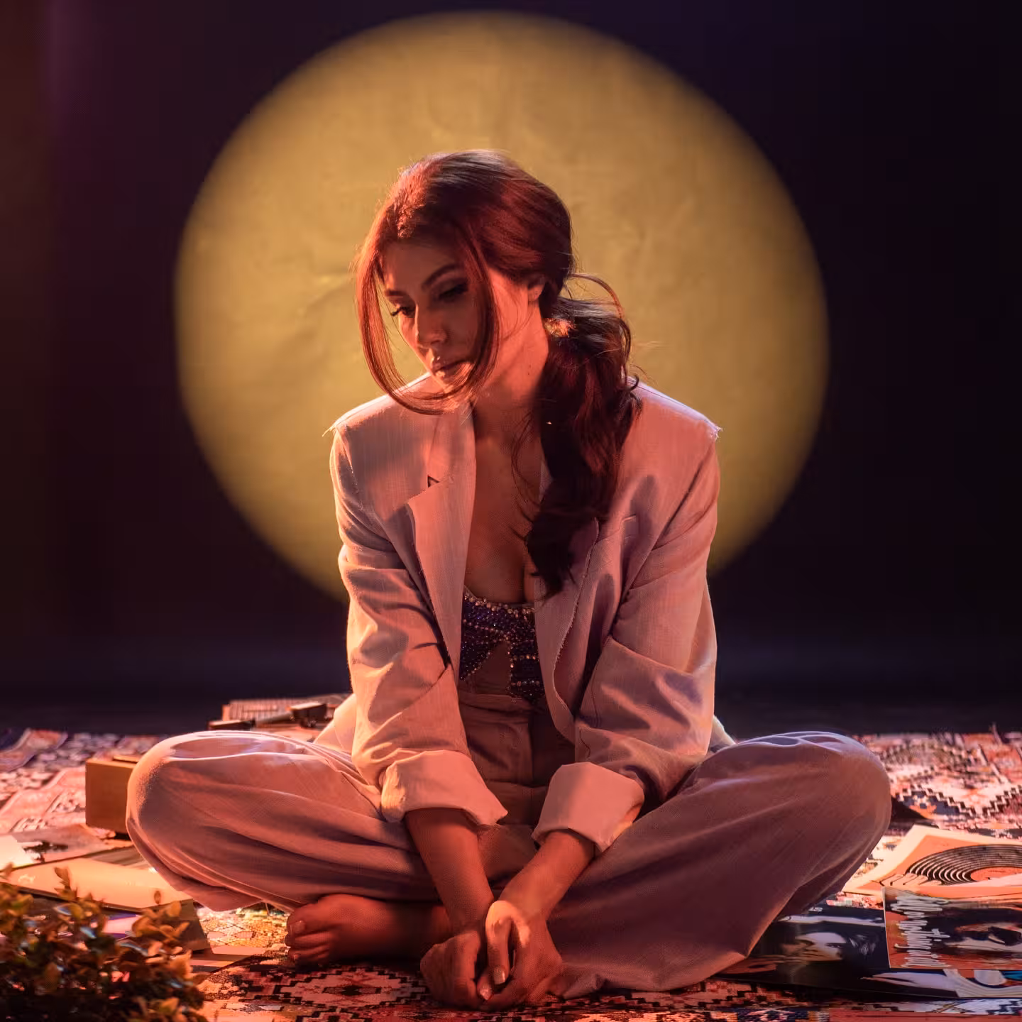 Elnaaz Norouzi Unveils New Music Video On YouTube