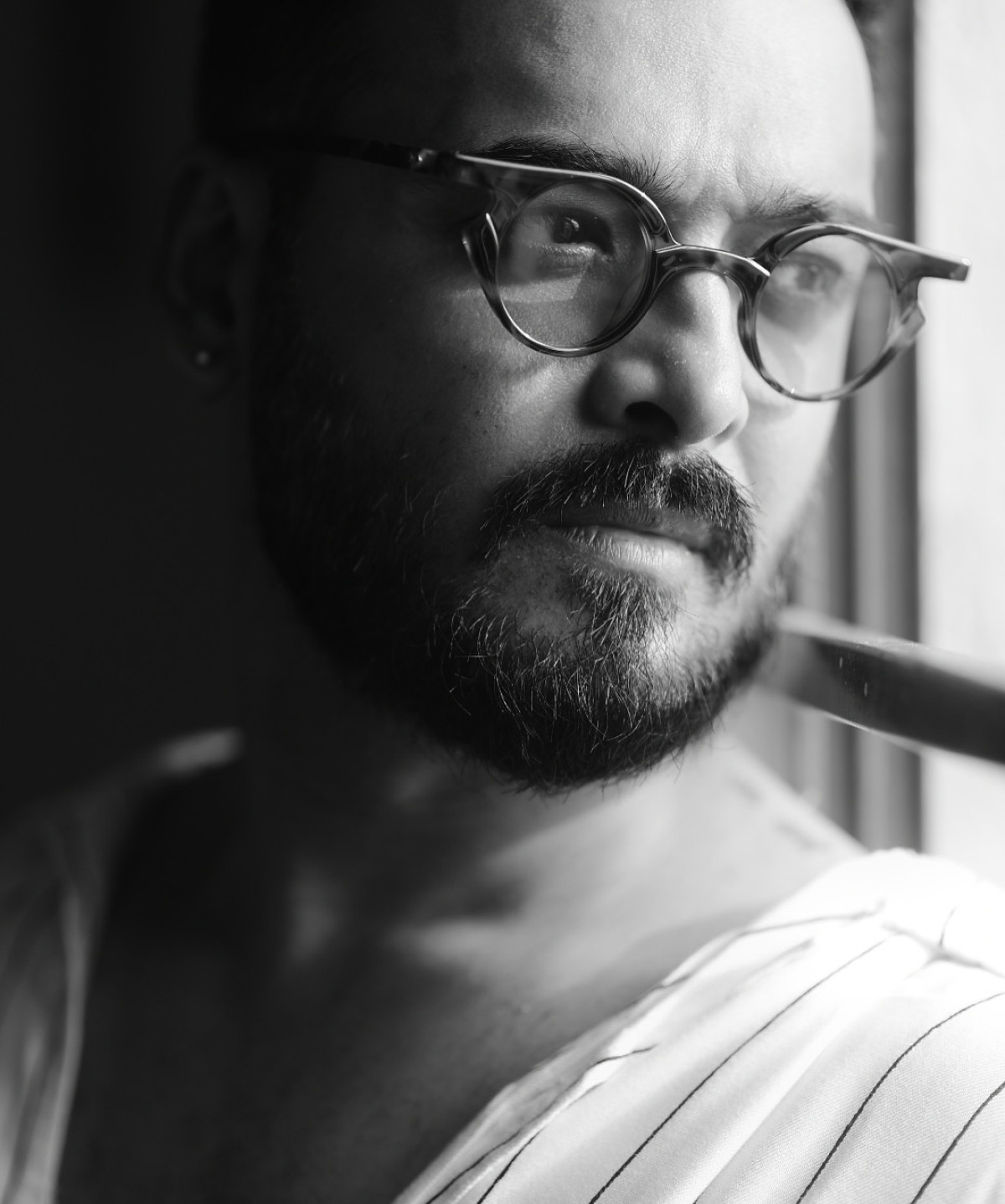 Embracing Life’s Gray Nuances Rajdeep Gupta shares deep insights, capturing subtle life shades in vivid, pure, warm hues.