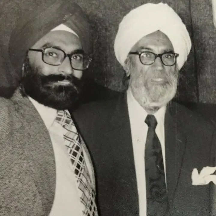 Emotional Tribute: Shibani Bedi Remembers Her Father