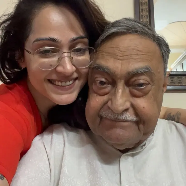 Emotional Tribute: Shibani Bedi Remembers Her Father