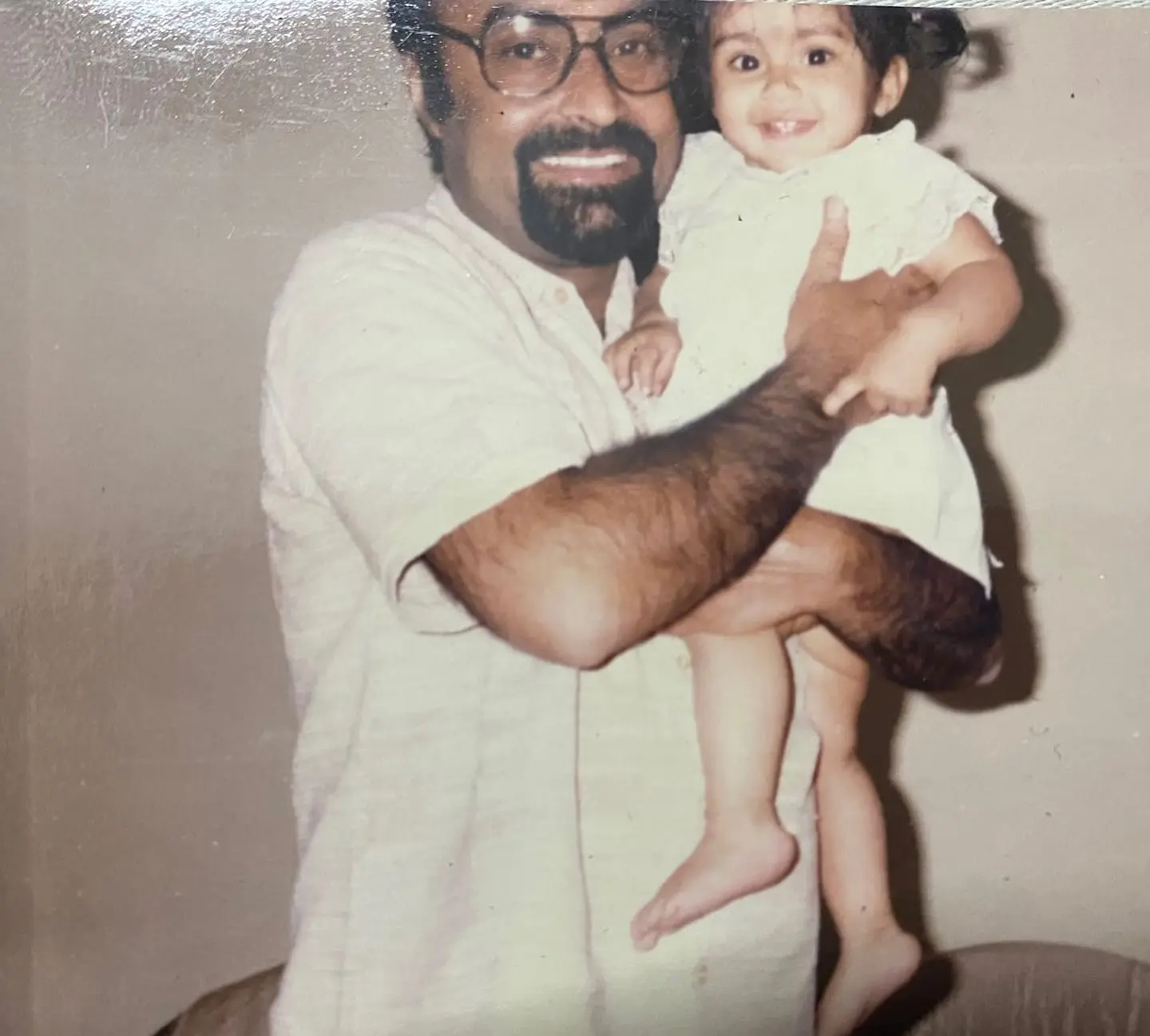 Emotional Tribute: Shibani Bedi Remembers Her Father