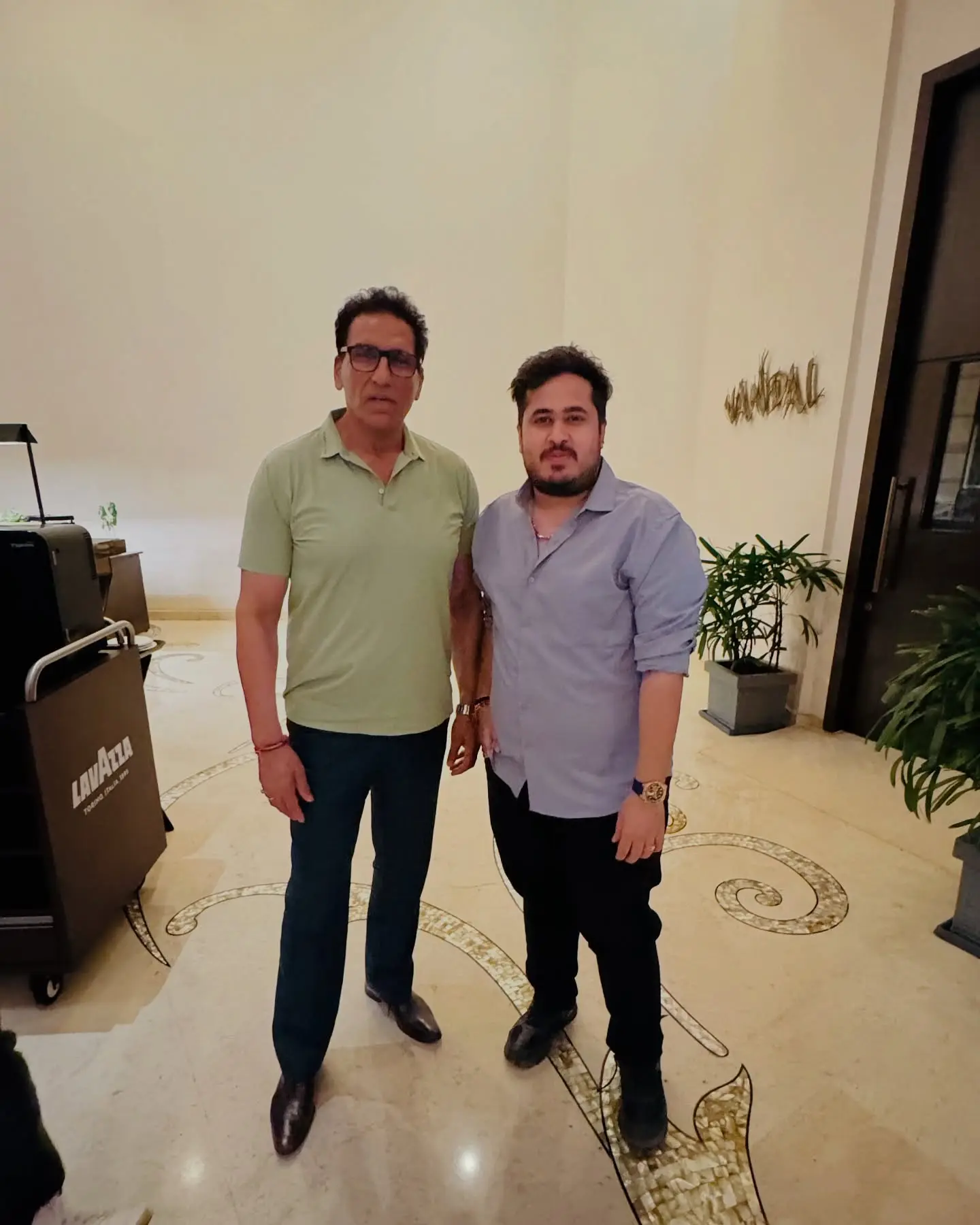 Encounter With Mukesh Rishi Revives 90s Villain Legacy Meeting Mukesh Rishi: Reliving 90’s on-screen menace and iconic cinematic moments in glam!