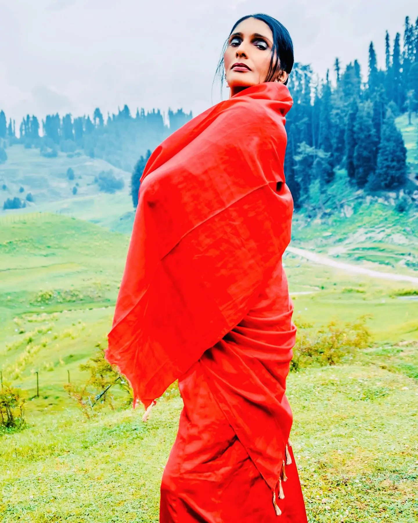 Enigmatic Kashmir Moments