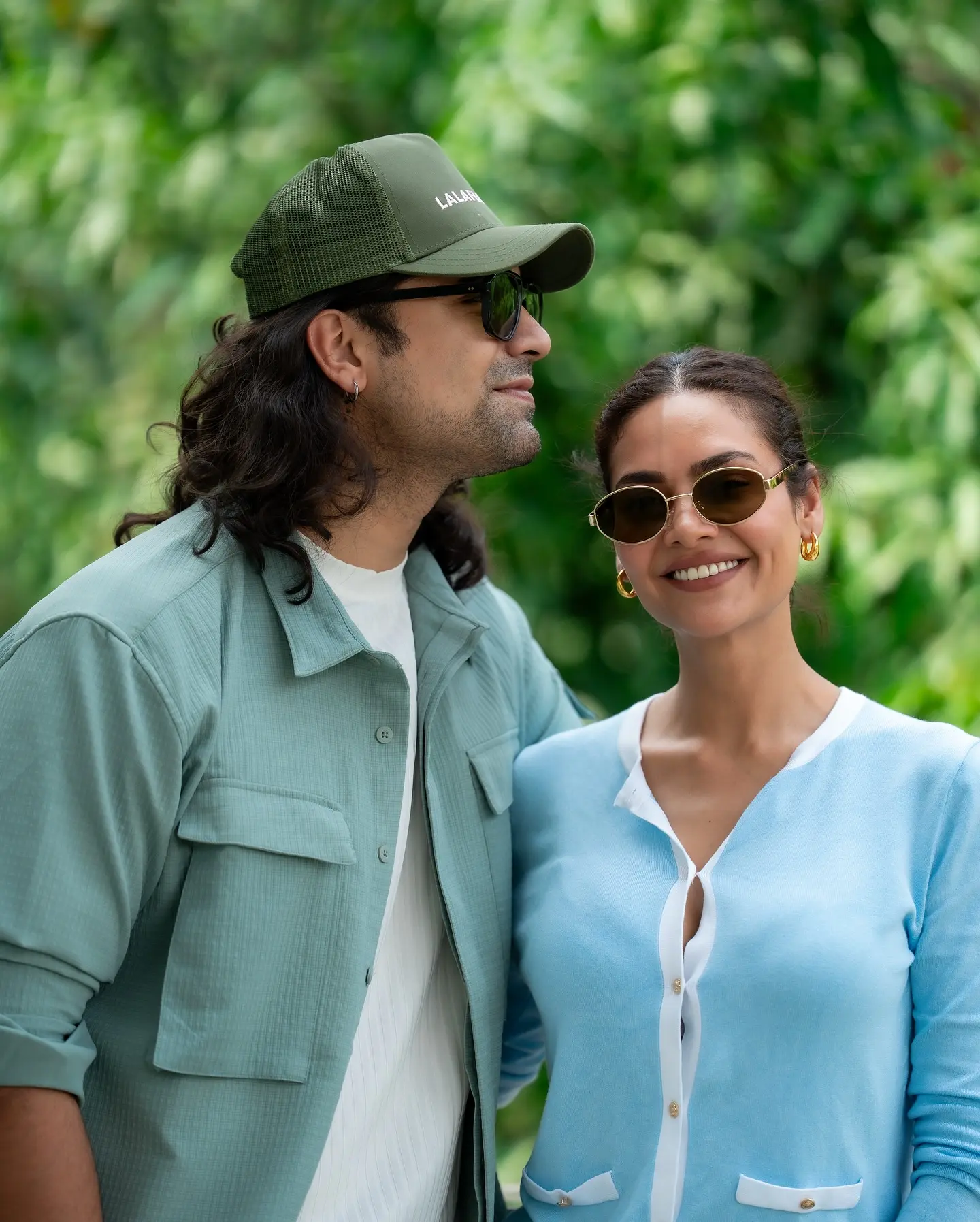 Esha Gupta Shares Scenic Mountain Vibes Esha Gupta posts a bold mountain scene, blending nature’s beauty with chic urban vibes!!!