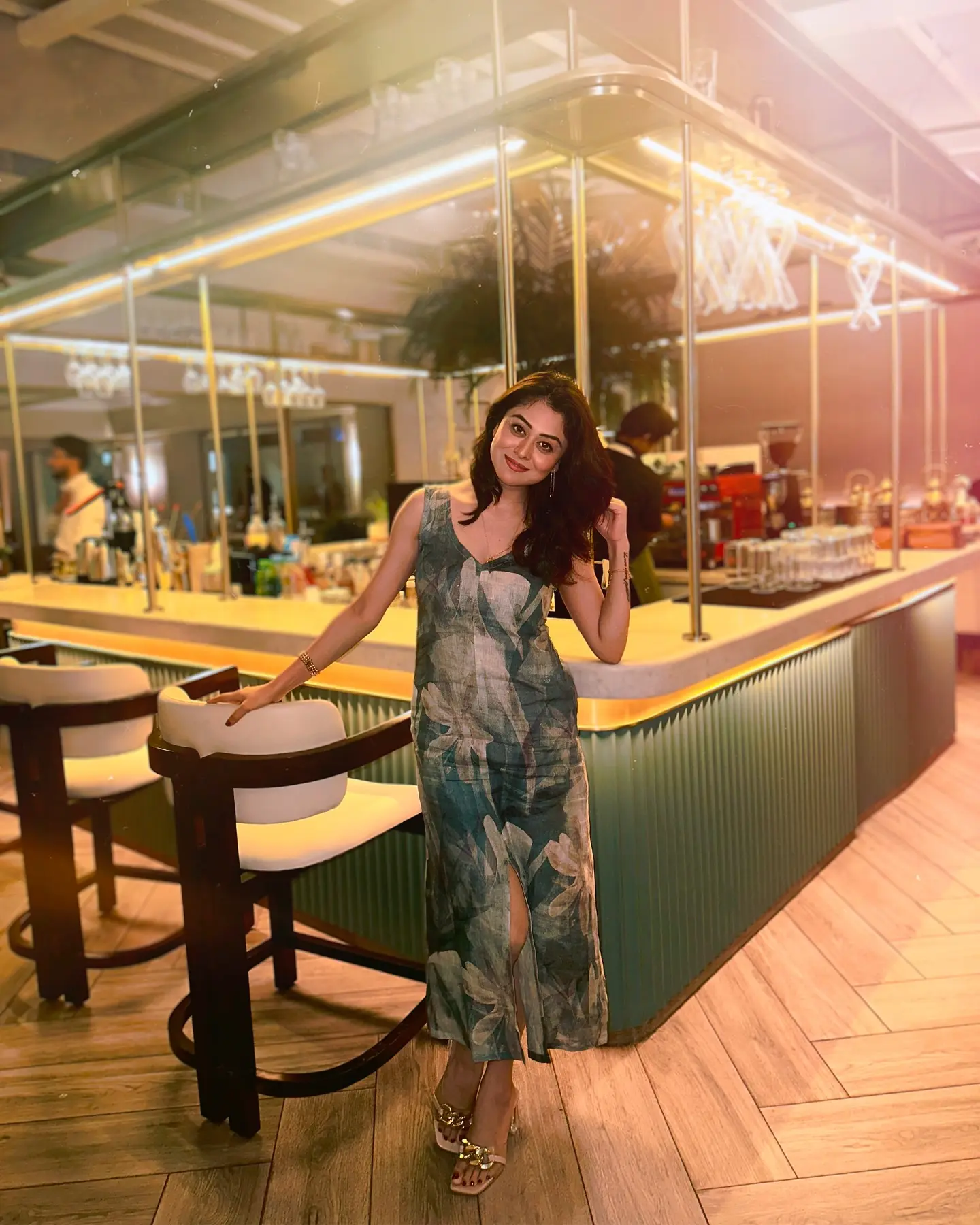 Falaq Naazz: Vinay Mishra’s Captured Moments The renowned icon posts pictures curtesy of Vinay Mishra that radiate style and charm Vibe