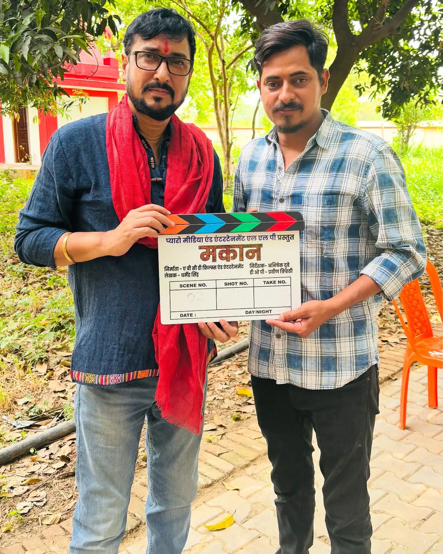 Film Set Update: New Director Joins Makan Sanjay Pandey energizes the set as director Abhishek Dubey steers the new Makan phase now!
