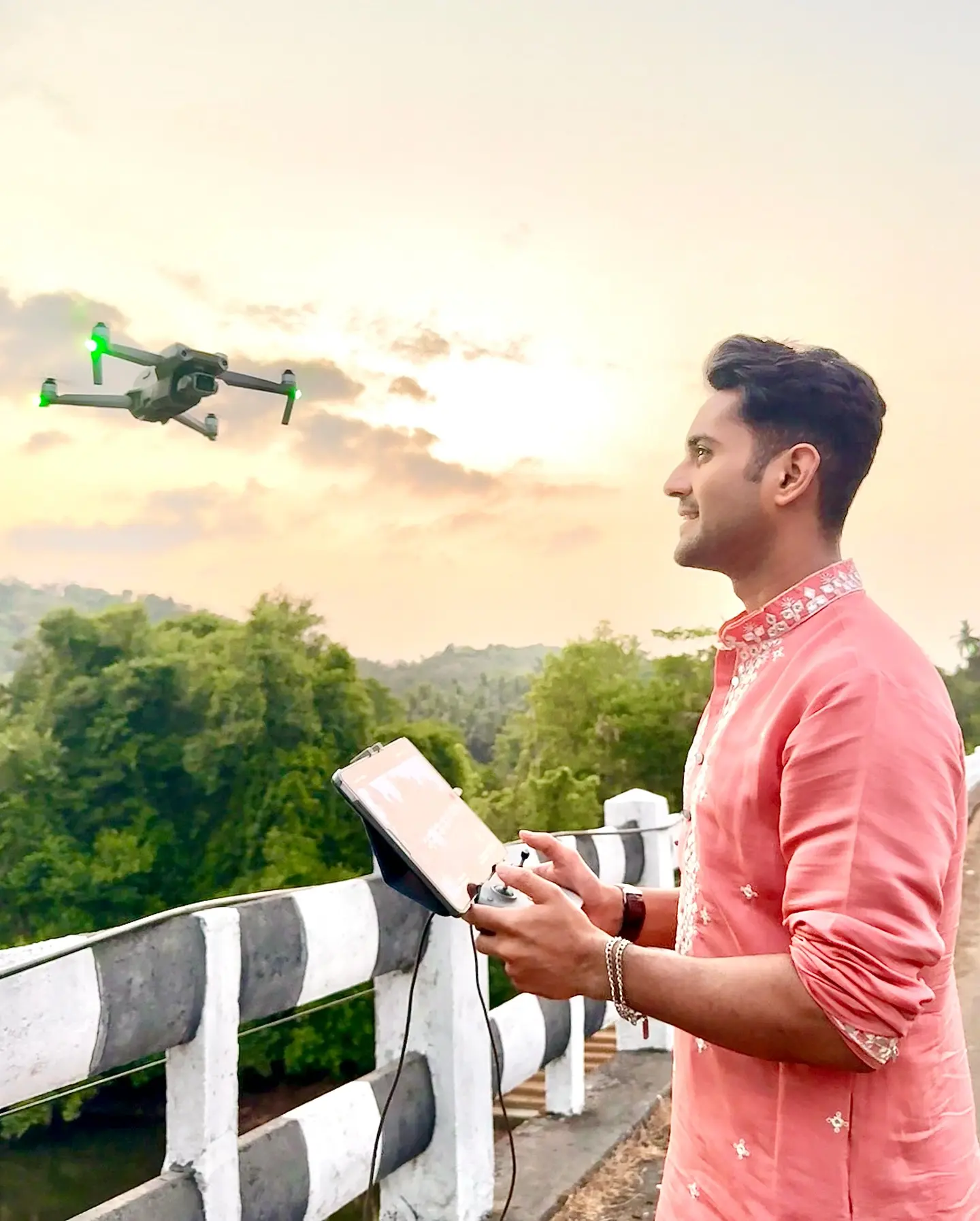 Fly High With Mandar Jadhav