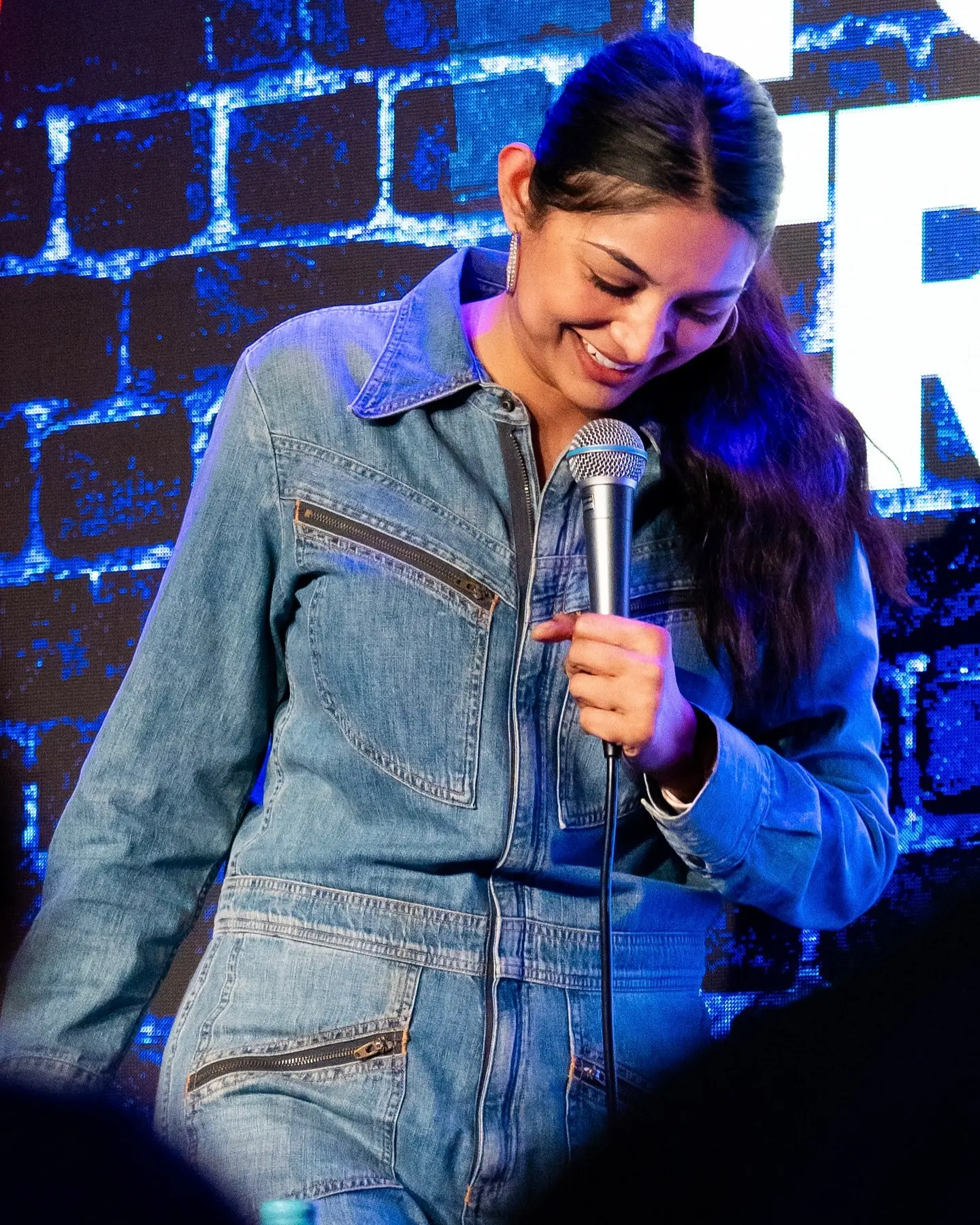 Friday Night Laughs At The Comedy Store