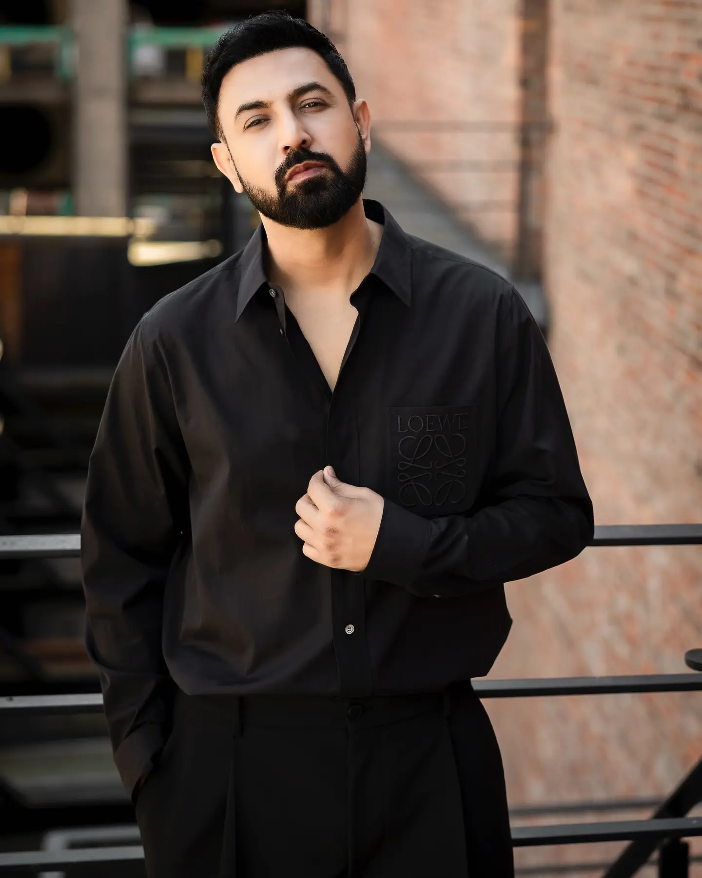 Gippy Grewal Unveils Desi Rockstar 3 Icon merges film craft with bold beats in an electrifying desi rock saga debut now 2023!!