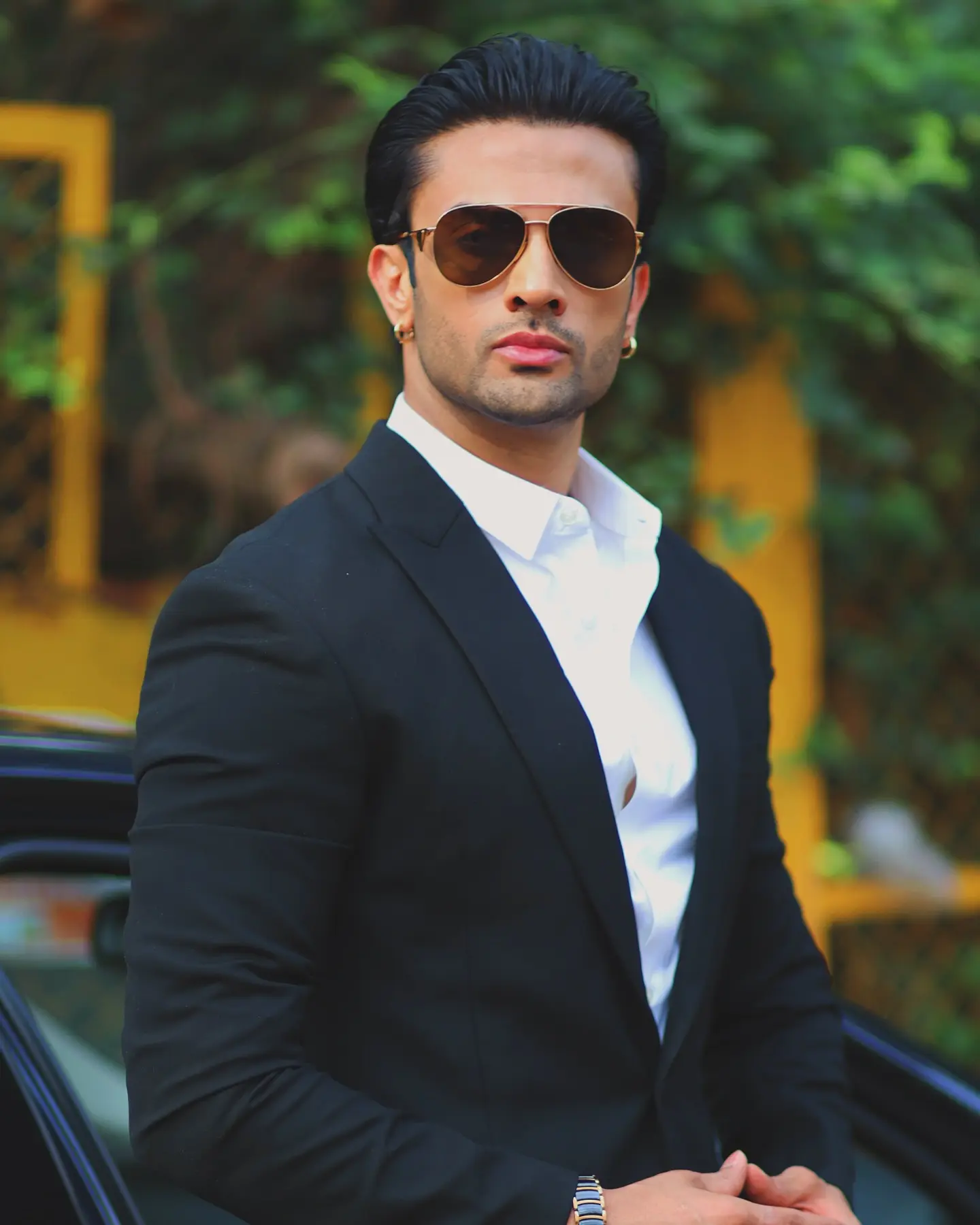 Godfidence: Rishaab Chauhaan Embraces Bold New Energy Rishaab Chauhaan dazzles with his latest post, igniting bold style and an unyielding spirit.